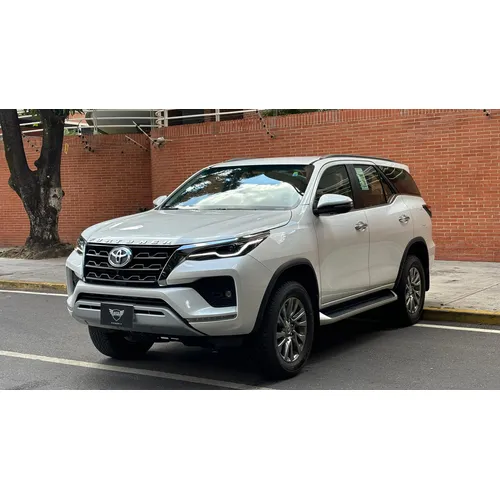 Toyota Fortuner VX.R 2025 Blanco Caracas