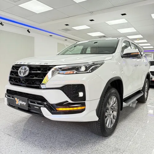 Toyota Fortuner Dubai VX.R 2025 Blanco Caracas