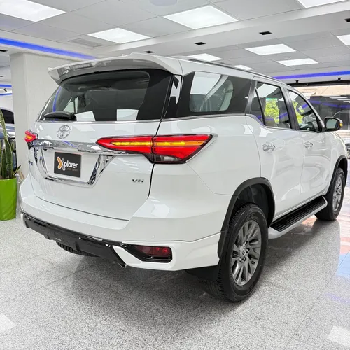Toyota Fortuner Dubai VX.R 2025 Blanco Caracas