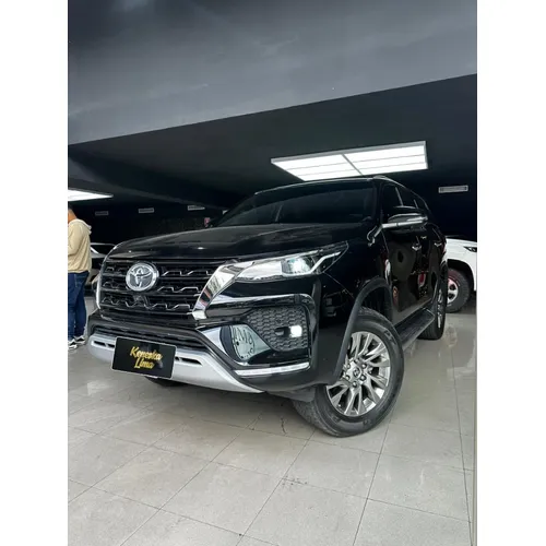 Toyota Fortuner 2024 Negro Caracas