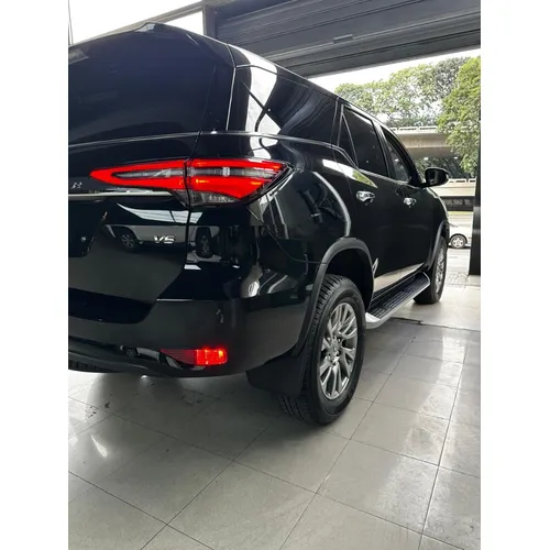 Toyota Fortuner 2024 Negro Caracas