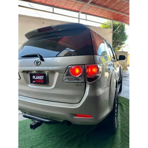 Toyota Fortuner 2013 Dorado Caracas