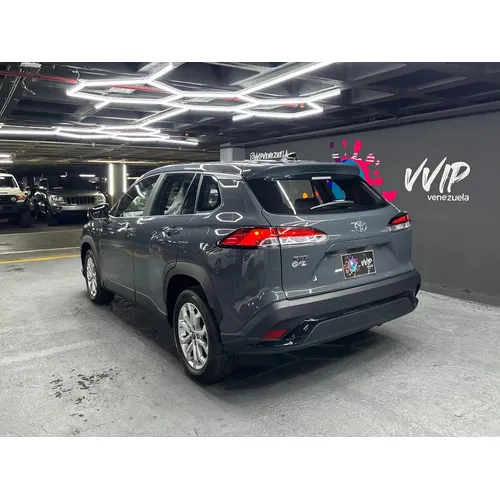 Toyota Frontlander 2026 Gris Caracas