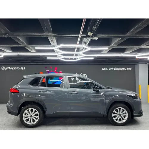 Toyota Frontlander 2026 Gris Caracas