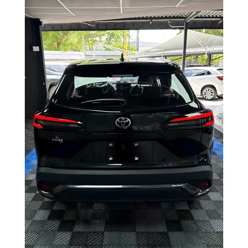 Toyota Frontlander Luxury