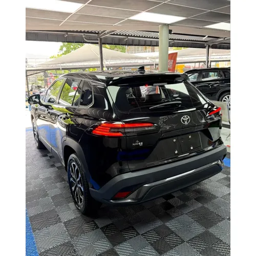 Toyota Frontlander Luxury