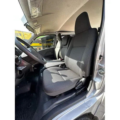 Toyota Haice 2025 Gris Puerto Ordaz