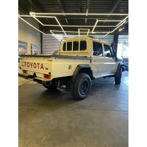 Toyota Land Cruiser 79 Hembrita LX 2024 Blanco Caracas