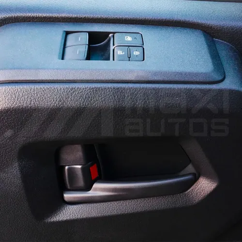 Toyota Hiace 2026 Blanco Caracas