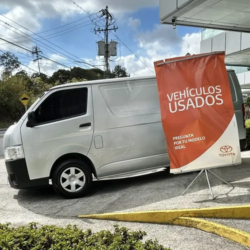 Toyota Hiace 2025 Plateado Los Teques