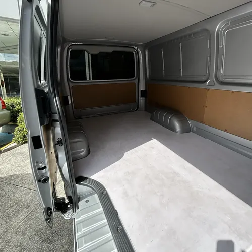 Toyota Hiace 2025 Plateado Los Teques