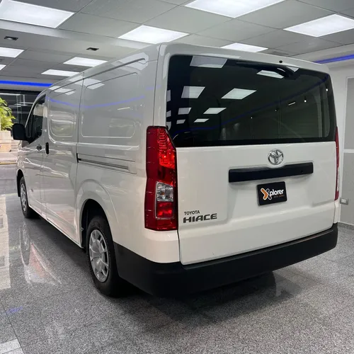 Toyota Hiace 2022 Blanco Caracas