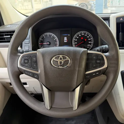 Toyota Hiace GL 2026 Blanco Caracas