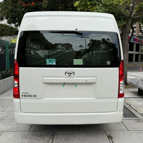 Toyota Hiace 2025 Blanco Caracas