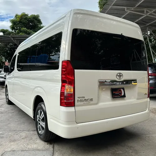 Toyota Hiace 2022 Blanco Caracas