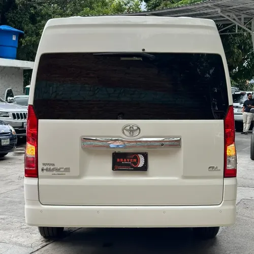 Toyota Hiace 2022 Blanco Caracas