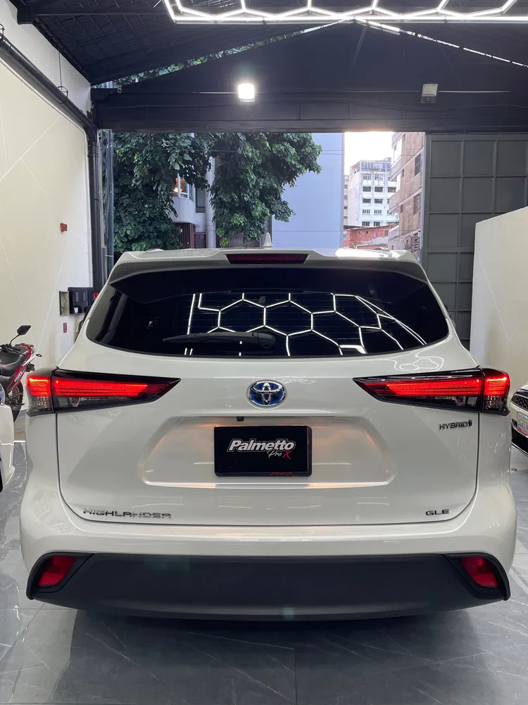 Toyota Highlander 2023 Blanco Caracas