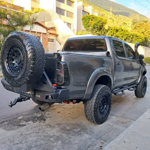 Toyota Hillux 2011 Gris Caracas