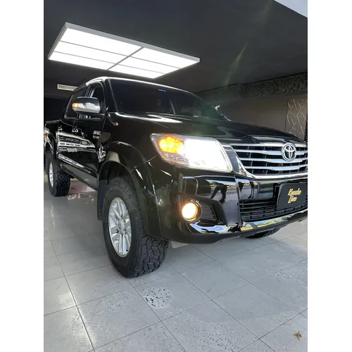Toyota Hilux 2015 Negro Caracas