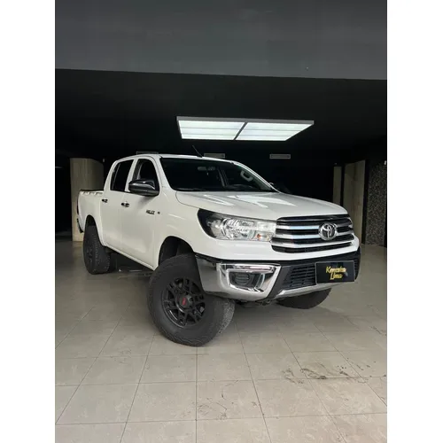 Toyota Hilux 2020 Blanco Caracas