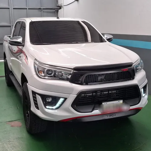 Toyota Hilux Dubai 2018 Blanco Caracas
