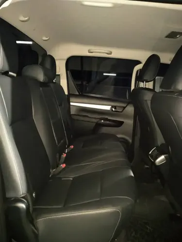 Toyota Hilux 2025 Plateado Caracas