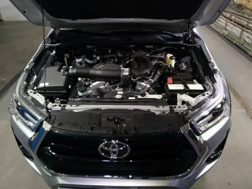 Toyota Hilux 2025 Plateado Caracas