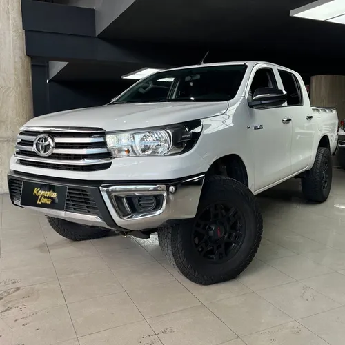 Toyota Hilux 2020 Blanco Caracas