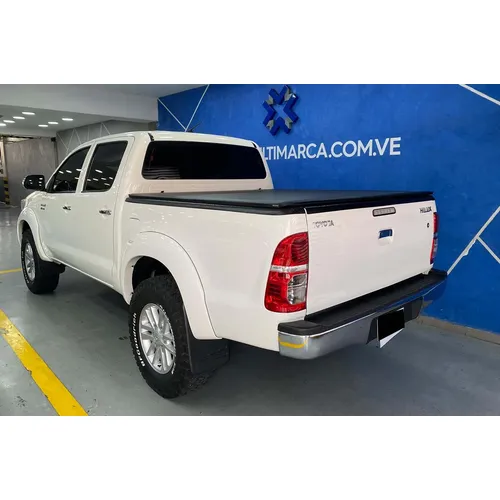 Toyota Hilux 2017 Blanco Caracas
