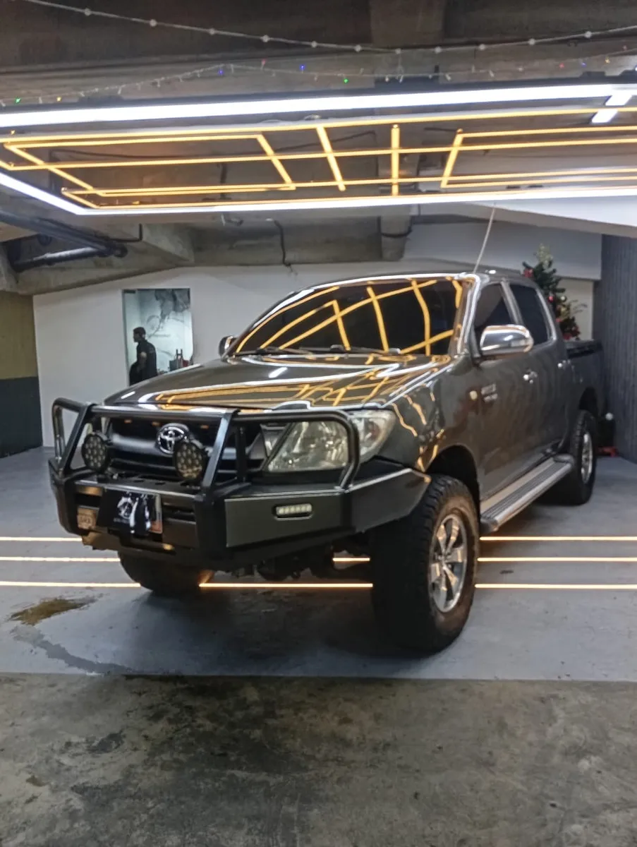 Toyota Hilux 2009 Gris Caracas