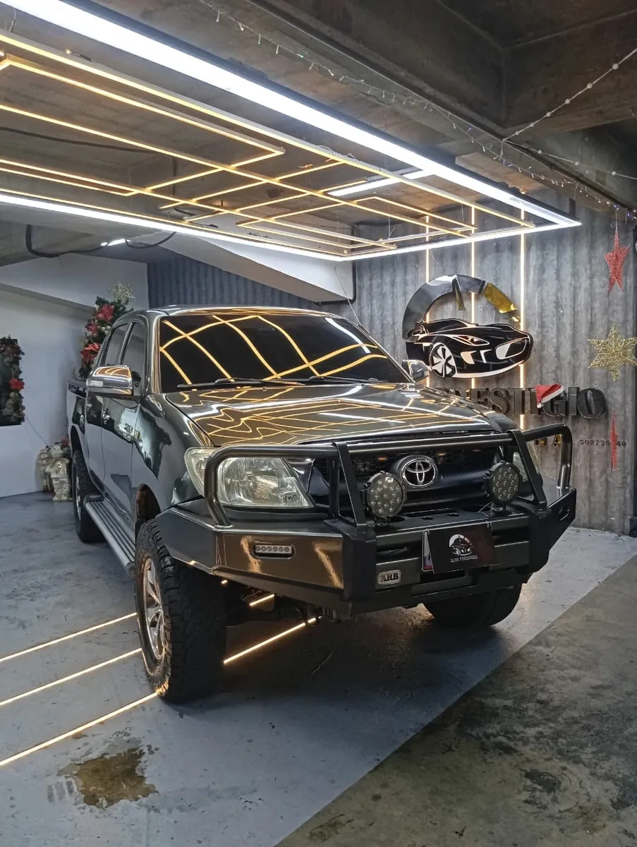 Toyota Hilux 2009 Gris Caracas