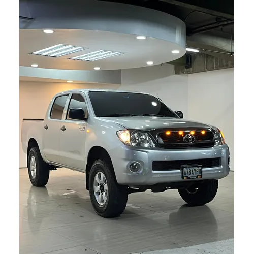 Toyota Hilux 2011 Plateado Caracas