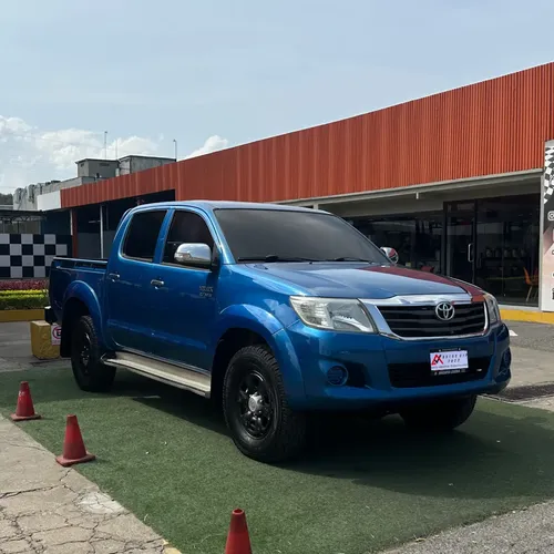 Toyota Hilux 2014 Azul Lechería