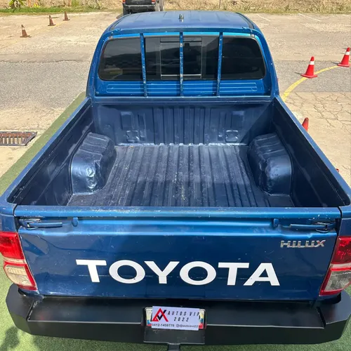 Toyota Hilux 2014 Azul Lechería