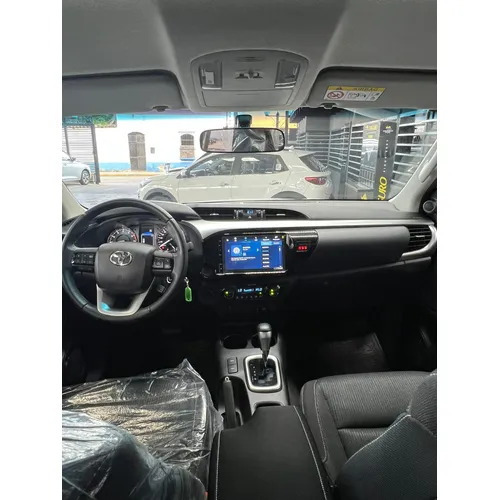 Toyota Hilux 2024 Blanco Barquisimeto