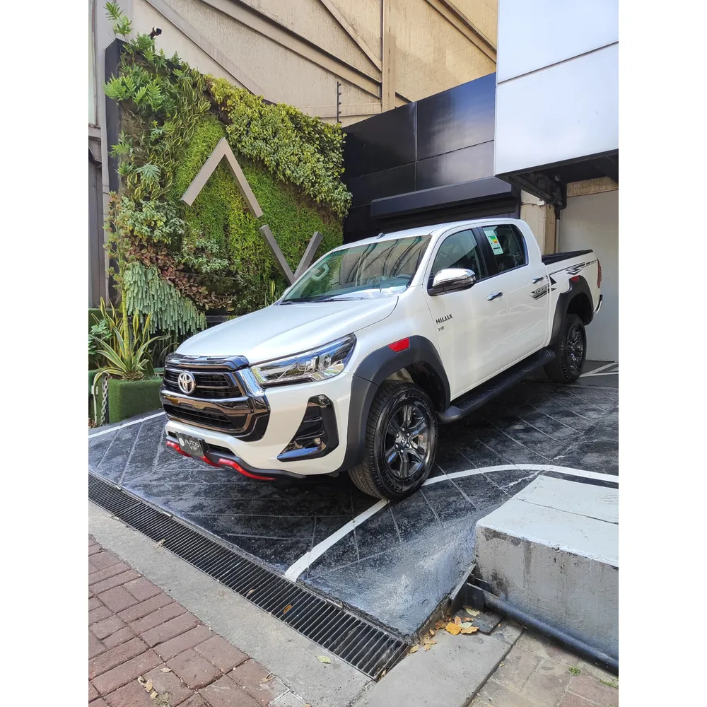 Toyota Hilux 2024 Blanco Barquisimeto
