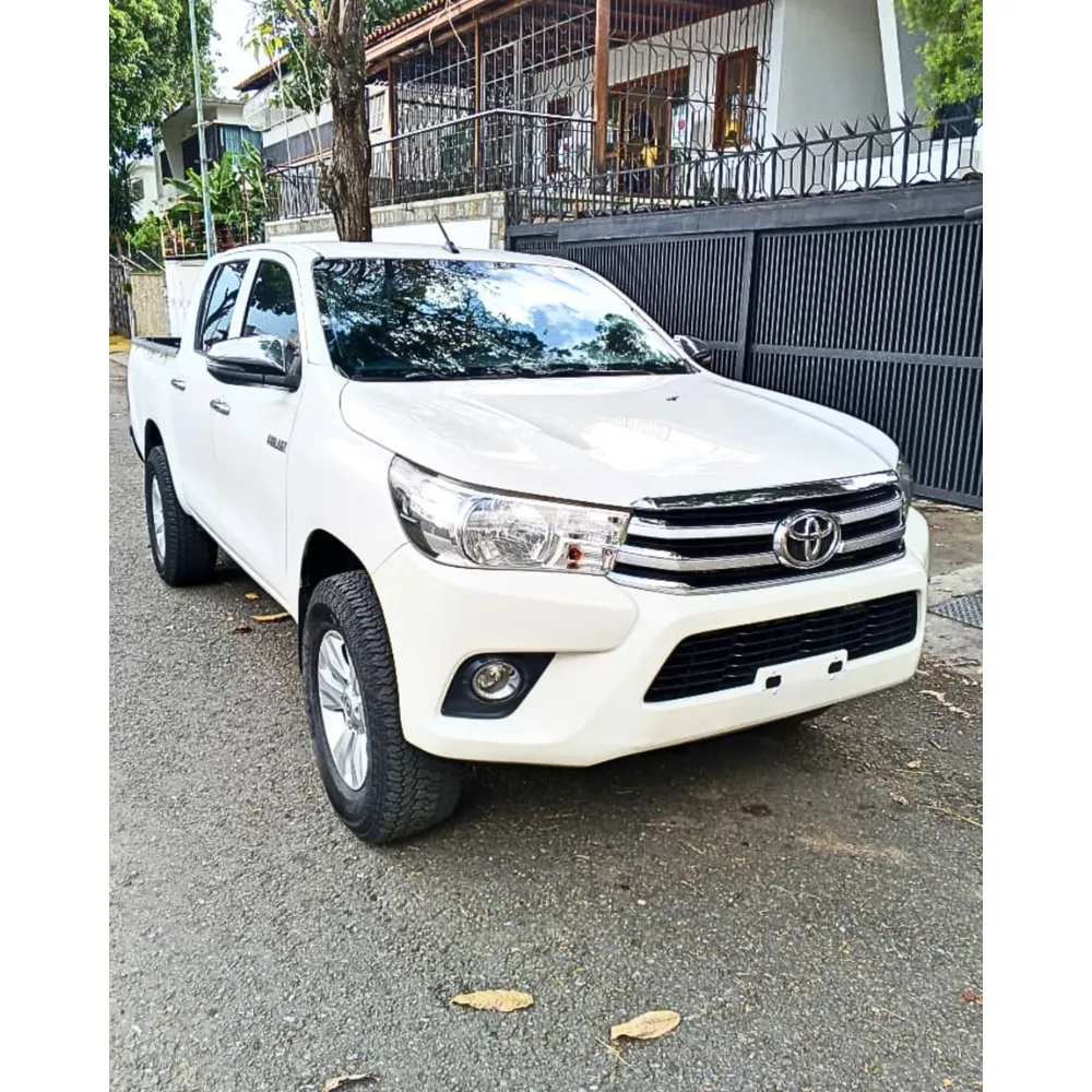 Toyota Hilux 2020 Blanco Lechería
