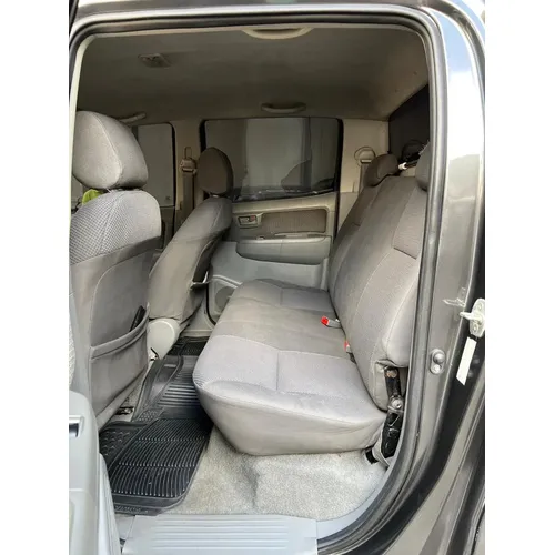 Toyota Hilux 2008 Gris Puerto Ordaz