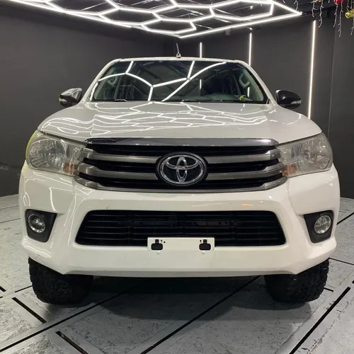 Toyota Hilux 2016 Blanco Caracas