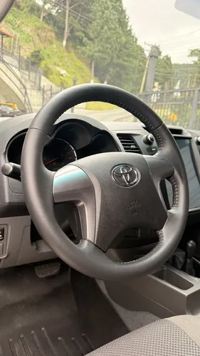 Toyota Hilux 2017 Plateado La Colonia Tovar