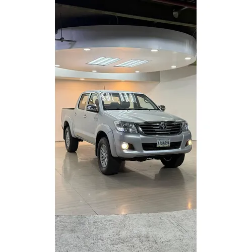 Toyota Hilux 2017 Plateado Caracas