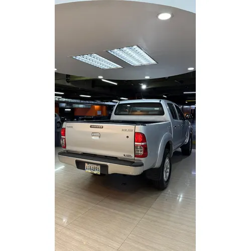 Toyota Hilux 2017 Plateado Caracas