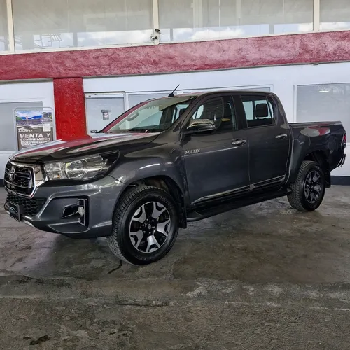 Toyota Hilux 2019 Gris Caracas