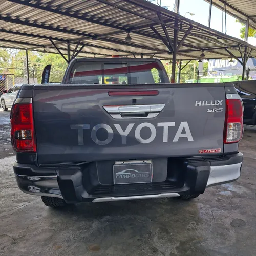 Toyota Hilux 2019 Gris Caracas
