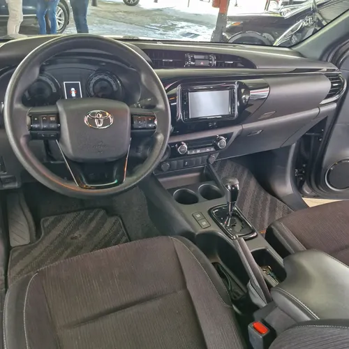 Toyota Hilux 2019 Gris Caracas