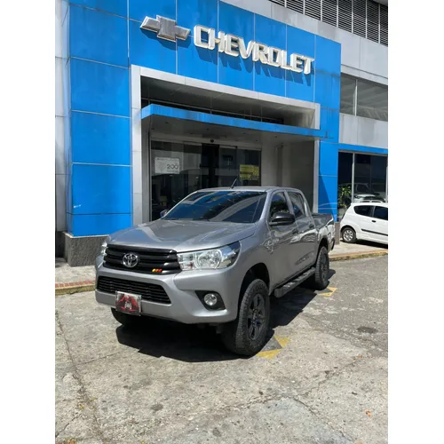 Toyota Hilux 2020 Plateado Caracas