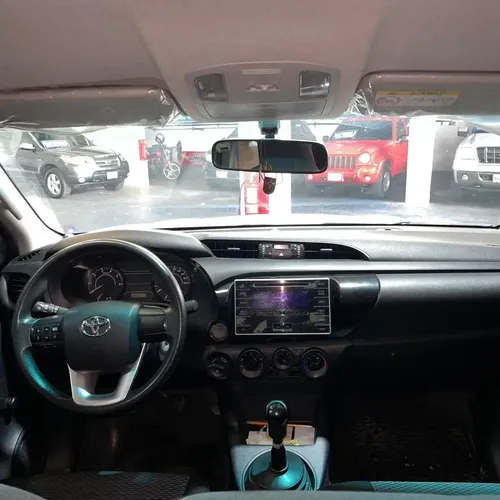 Toyota Hilux 2020 Blanco Caracas