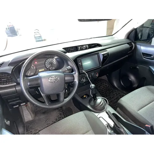 Toyota Hilux 2020 Blanco Caracas