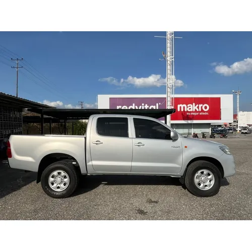 Toyota Hilux 2015 Plateado Valencia