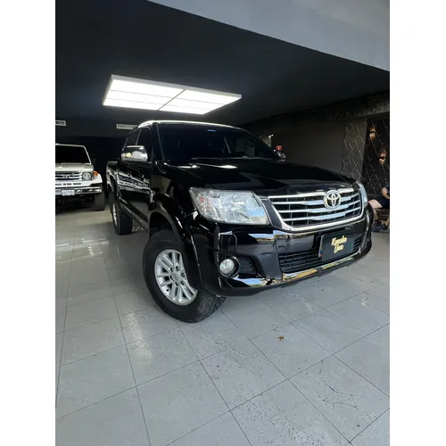 Toyota Hilux 2015 Negro Caracas